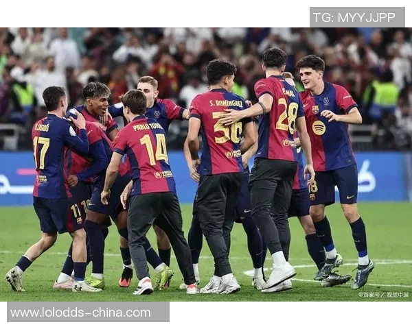 国王杯激战巴萨与波尔图互交白卷神扑瞬间成比赛焦点引发热议 国王杯激战巴萨与波尔图互交白卷神扑瞬间成比赛焦点引发热议